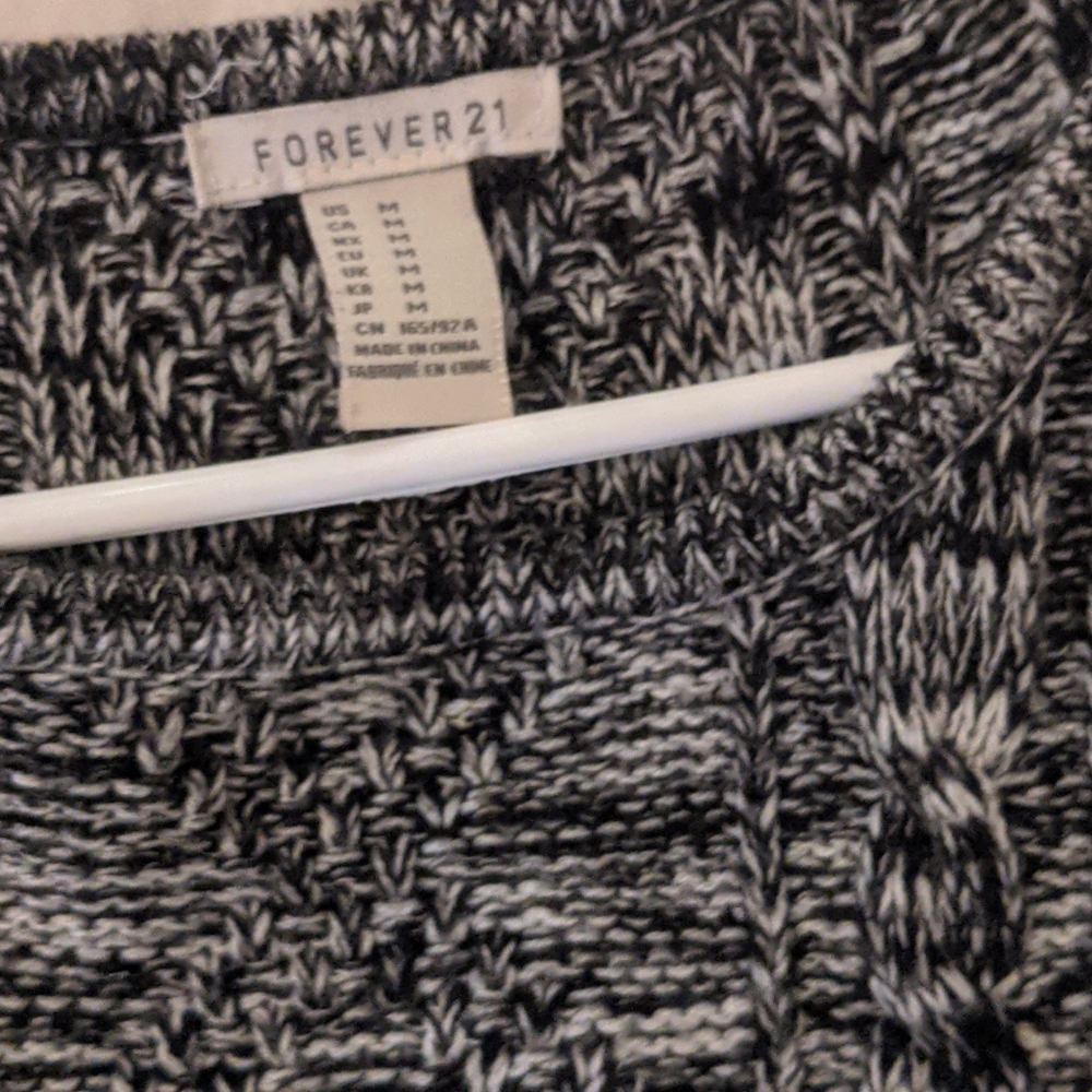 Sweater - Picture 2 of 3